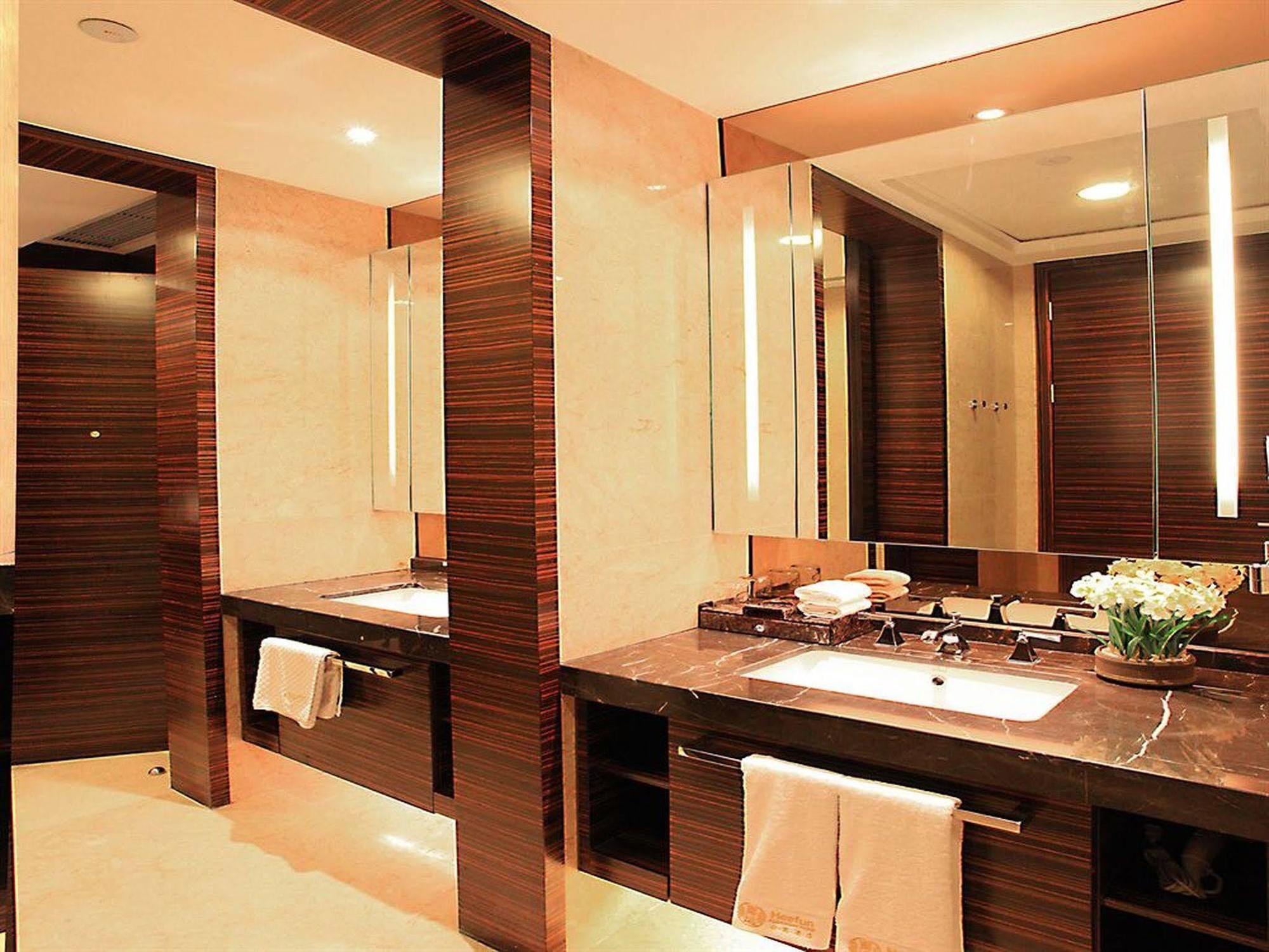 Heefun Apartment Gz -Poly World Trading Center-Walking Distance To Canton Fair Esterno foto