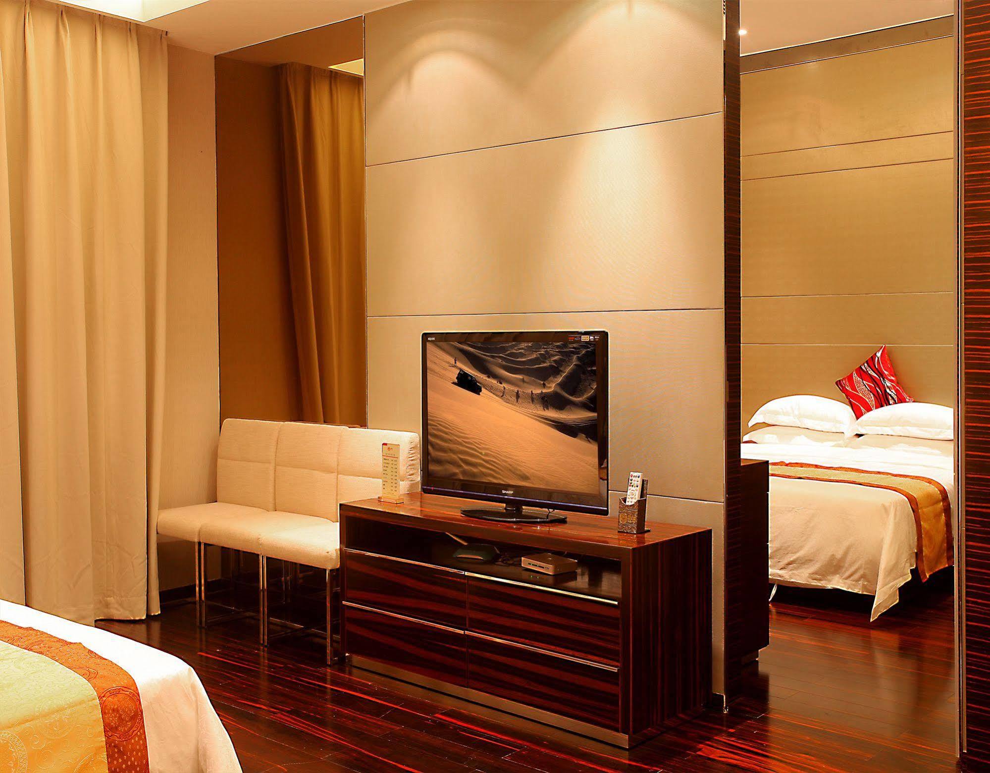 Heefun Apartment Gz -Poly World Trading Center-Walking Distance To Canton Fair Esterno foto